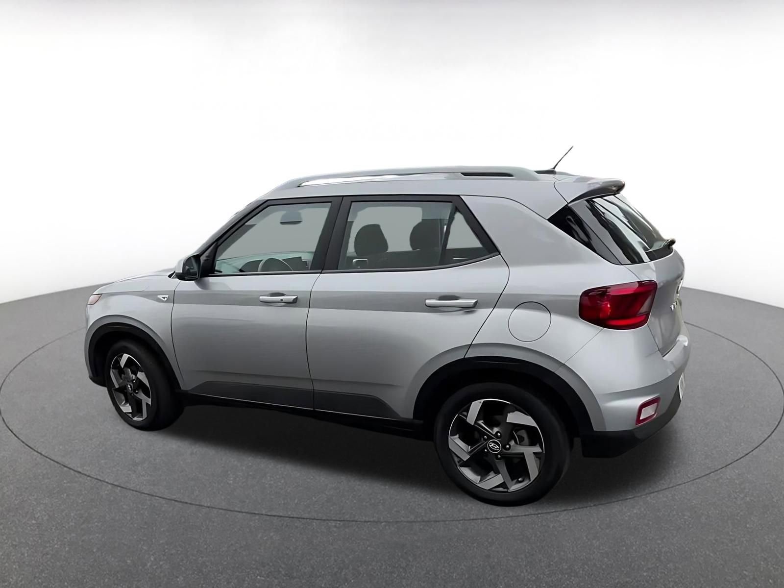 Thumbnail: 2025 Hyundai Venue - 10