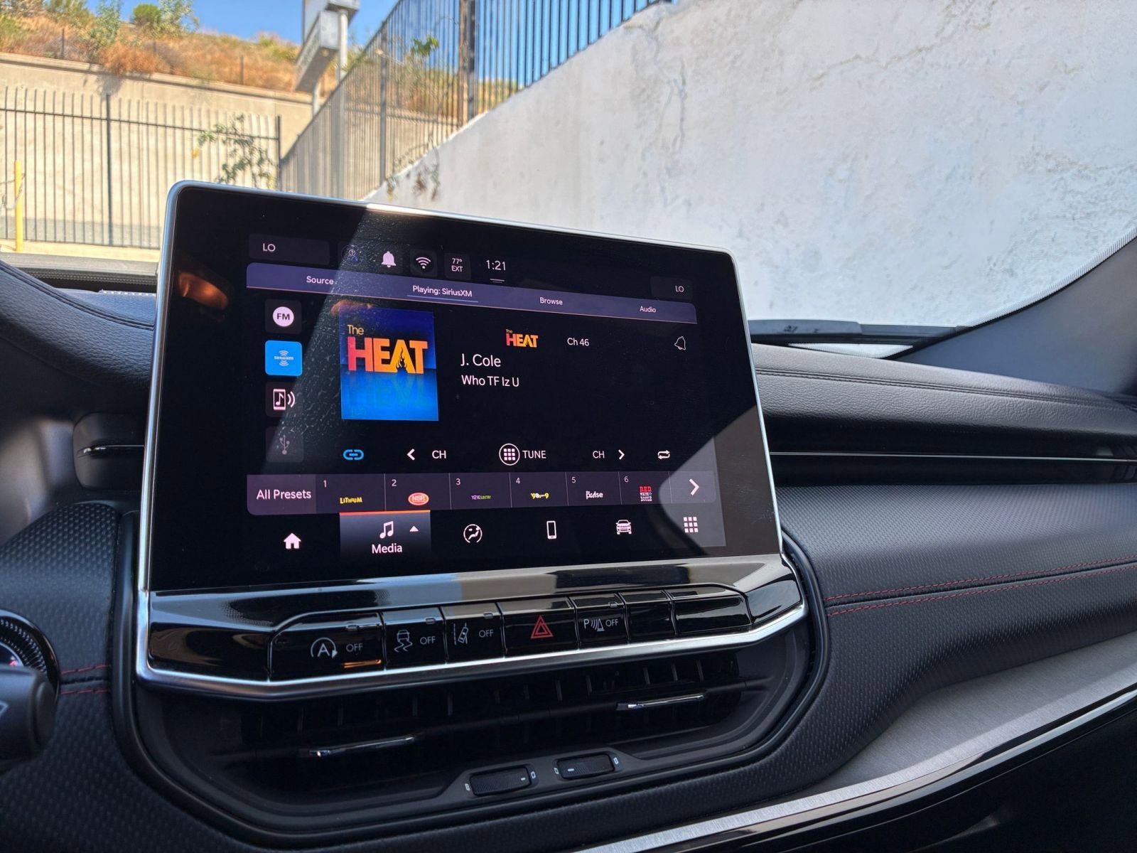 Thumbnail: 2025 Jeep Compass - 20