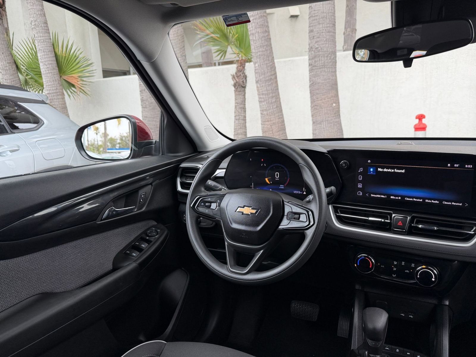 Thumbnail: 2025 Chevrolet TrailBlazer - 32