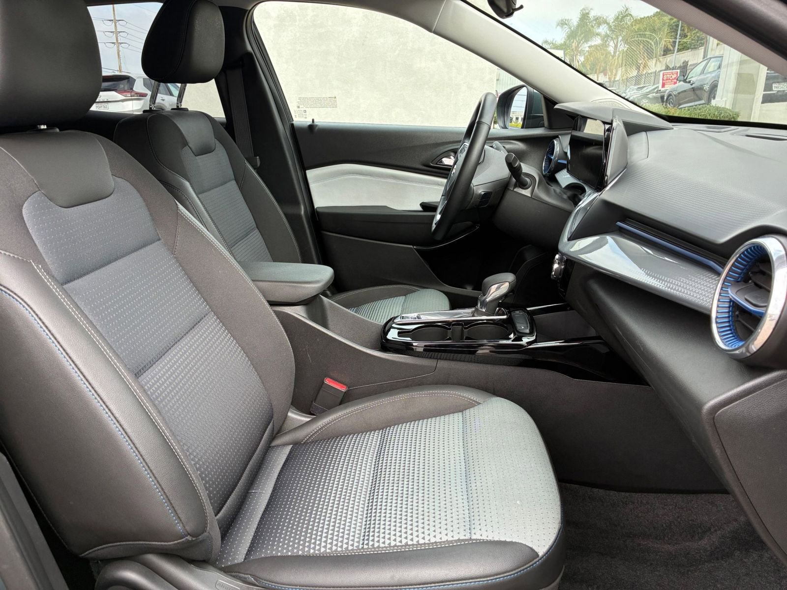 Thumbnail: 2025 Chevrolet Trax - 35
