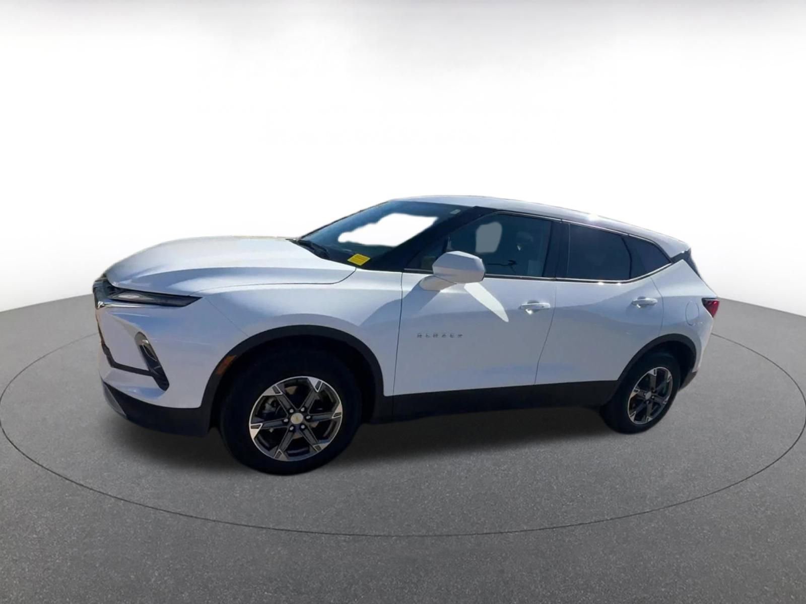 Thumbnail: 2025 Chevrolet Blazer - 8