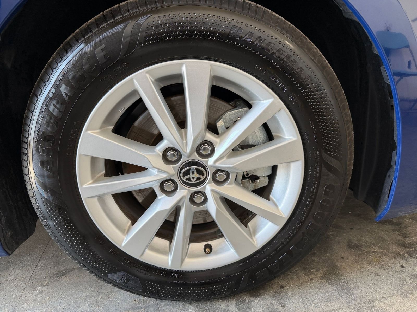 Thumbnail: 2025 Toyota Camry - 29