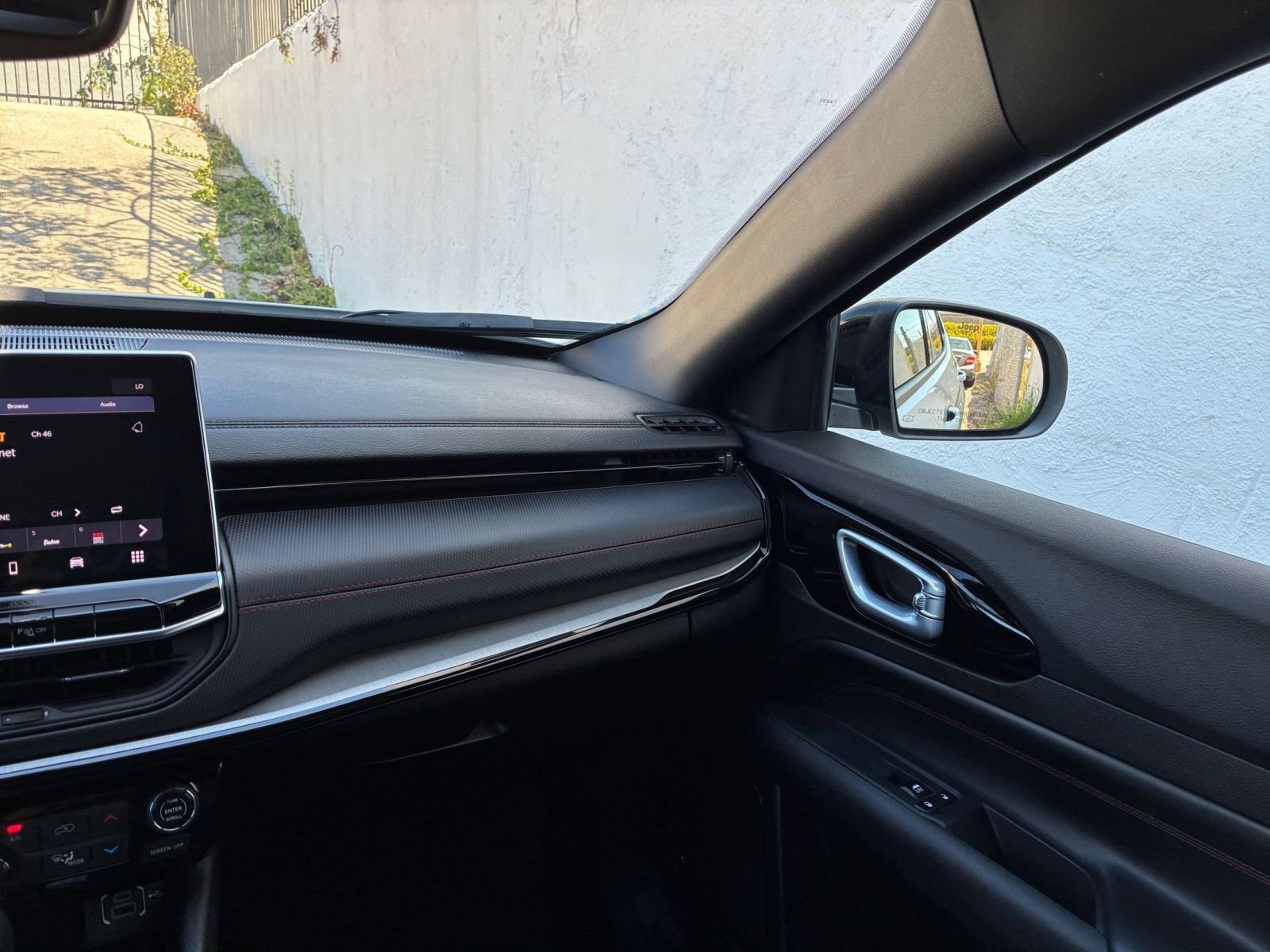 Thumbnail: 2025 Jeep Compass - 34