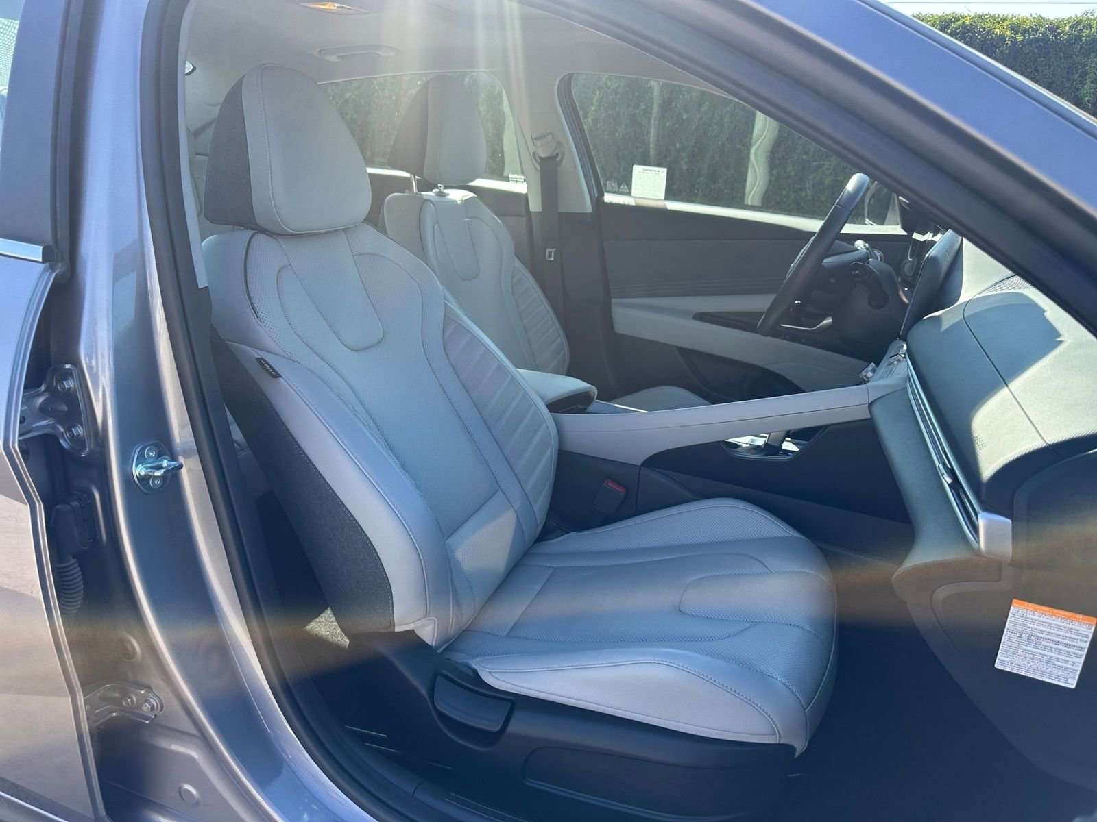 Thumbnail: 2025 Hyundai Elantra - 35