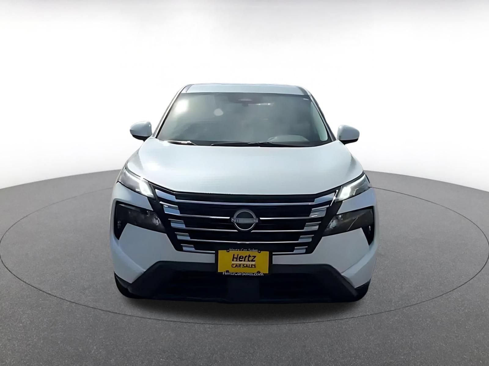 Thumbnail: 2025 Nissan Rogue - 4