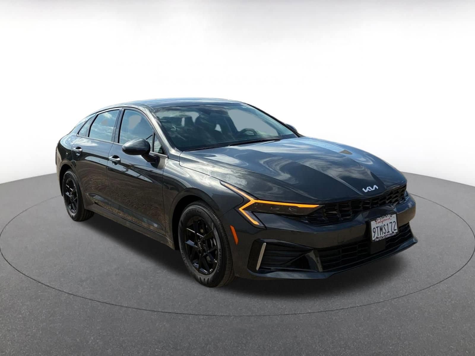 Thumbnail: 2025 Kia K5 - 1