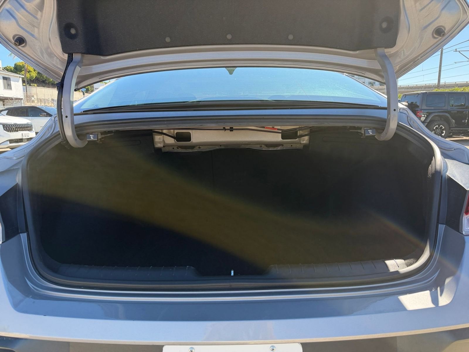 Thumbnail: 2025 Hyundai Elantra - 29