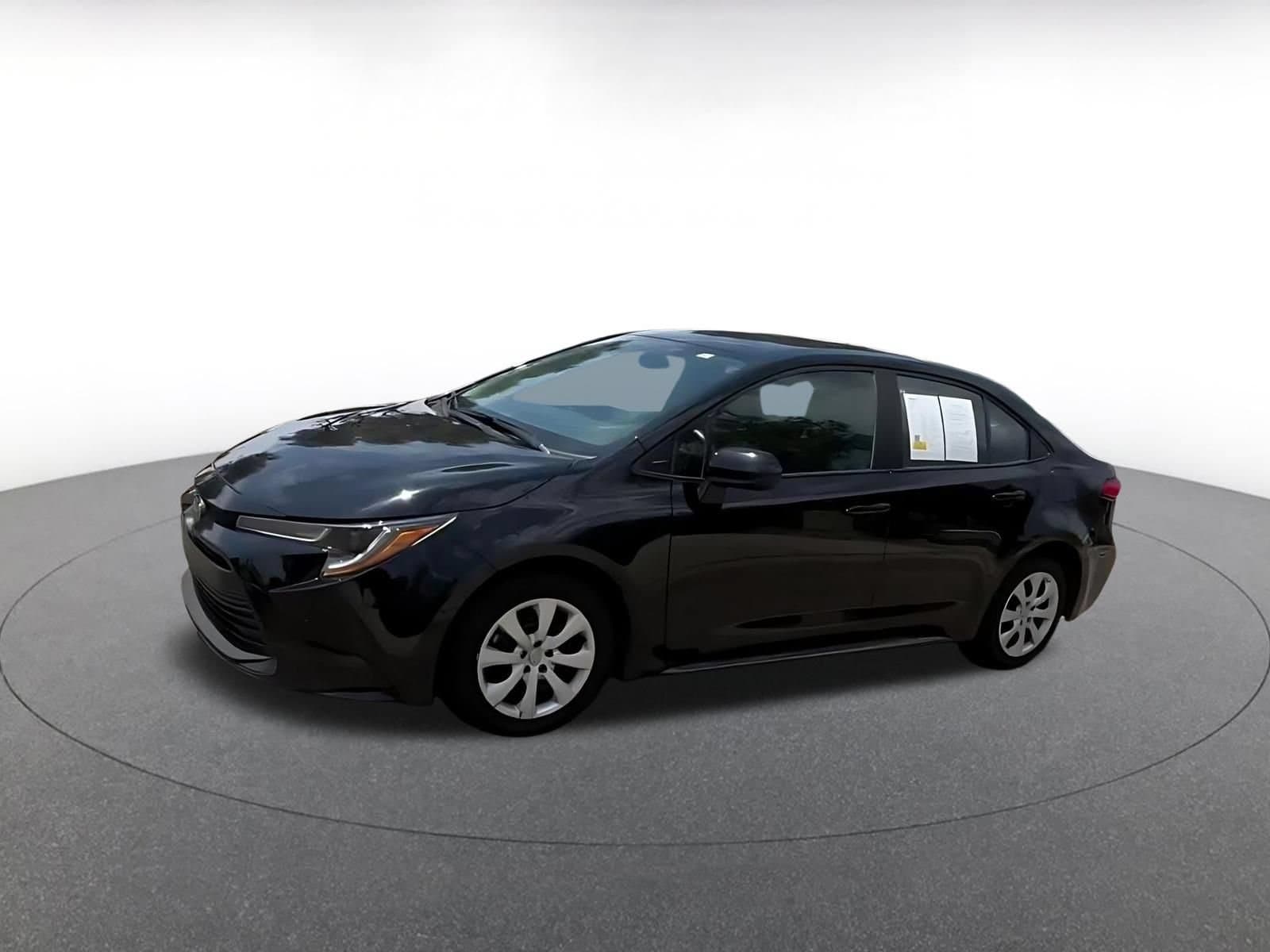 Thumbnail: 2025 Toyota Corolla - 8