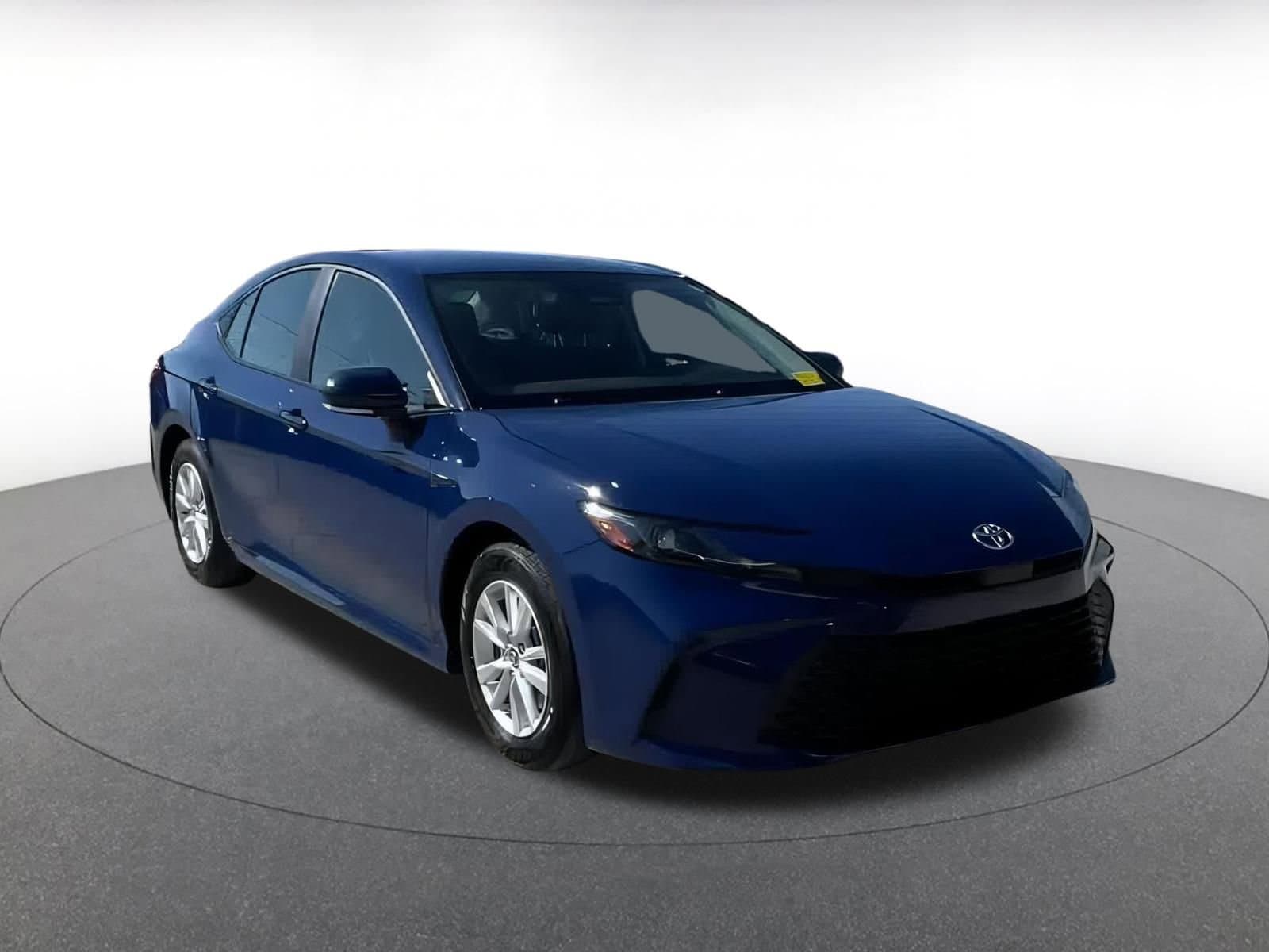 Thumbnail: 2025 Toyota Camry - 3