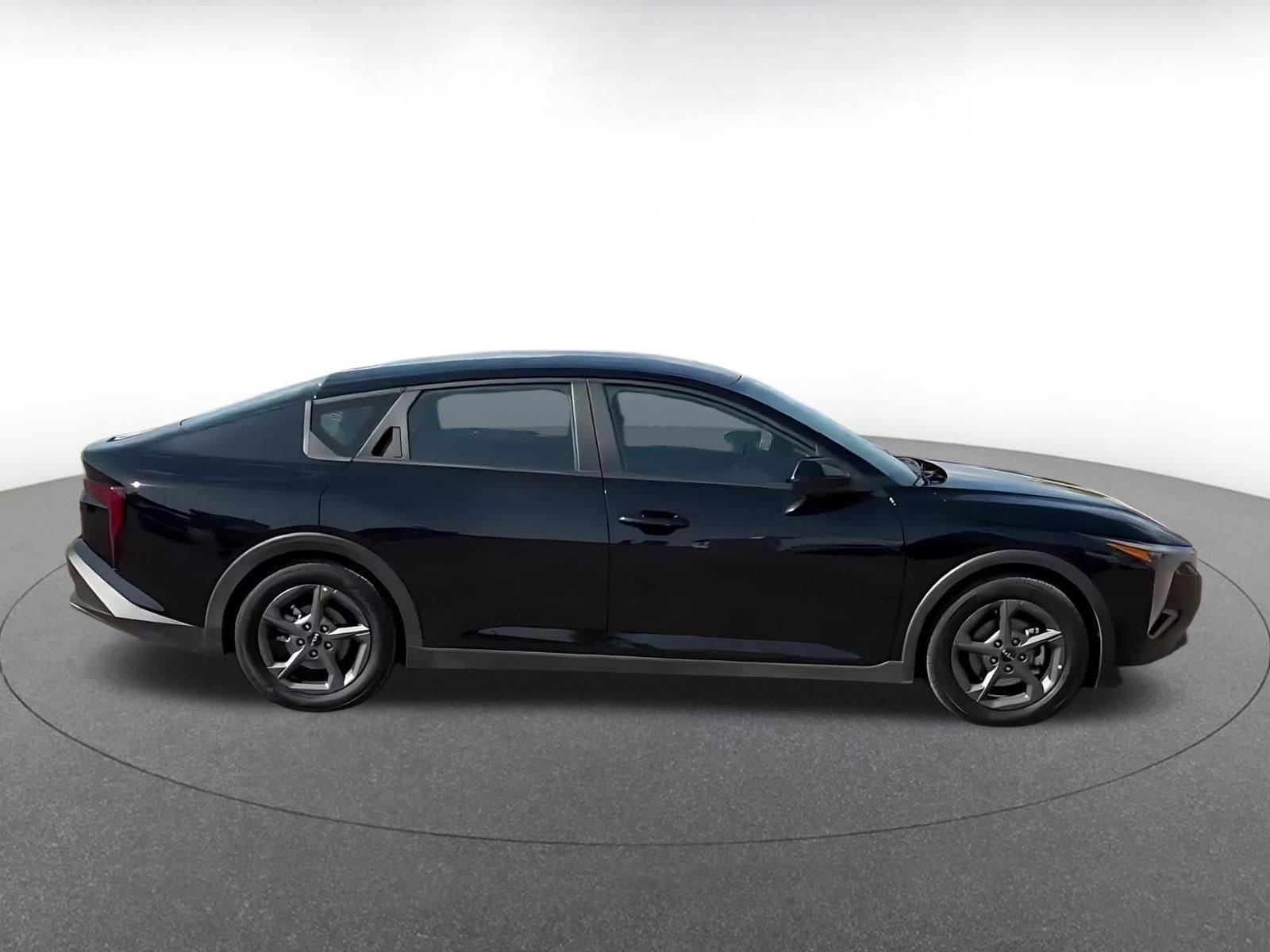 Thumbnail: 2025 Kia K4 - 16