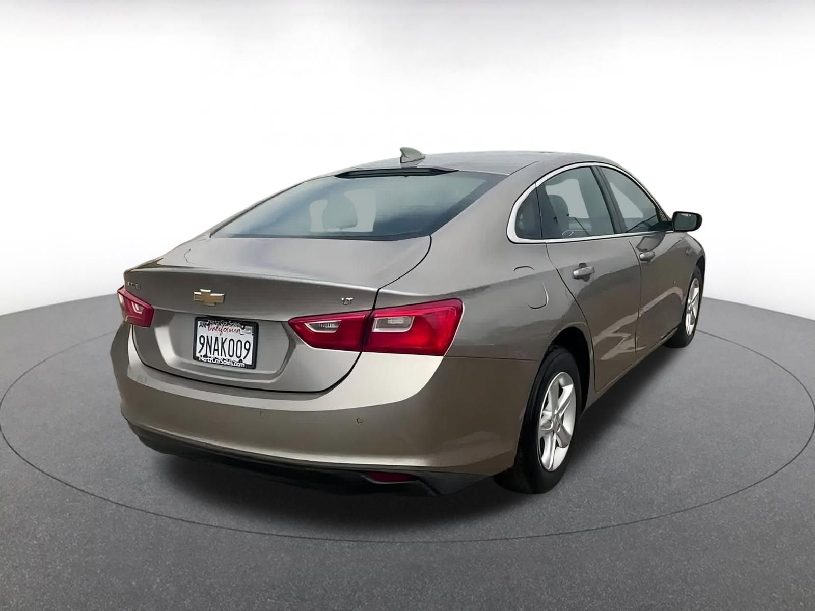 Thumbnail: 2024 Chevrolet Malibu - 13