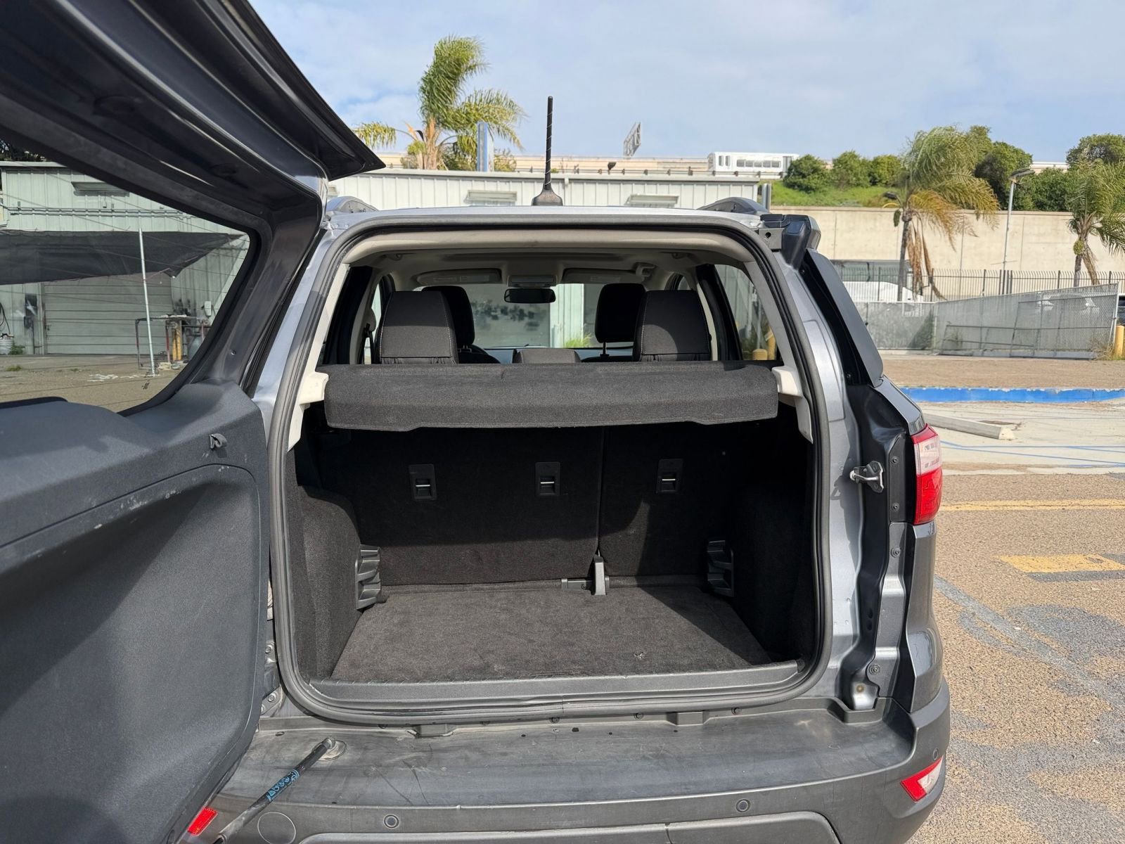 Thumbnail: 2021 Ford EcoSport - 30