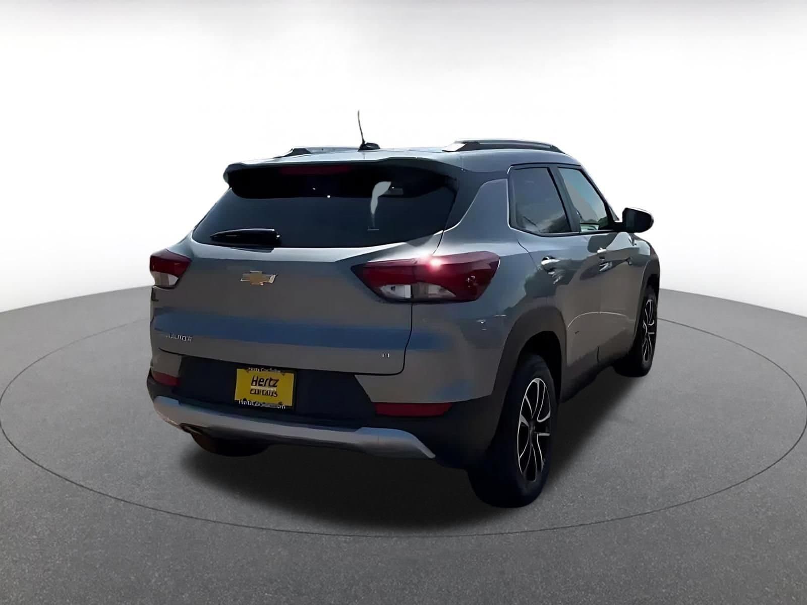 Thumbnail: 2025 Chevrolet TrailBlazer - 14