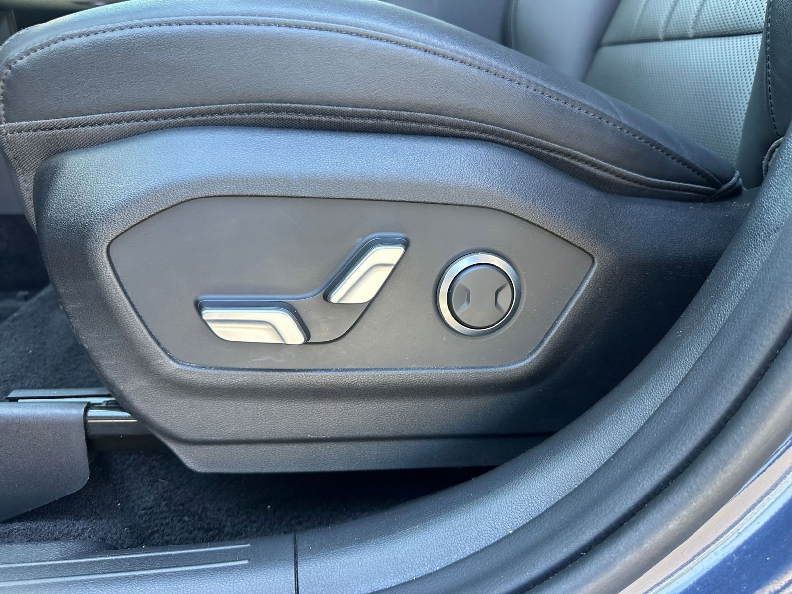 Thumbnail: 2025 Hyundai Santa Fe - 22