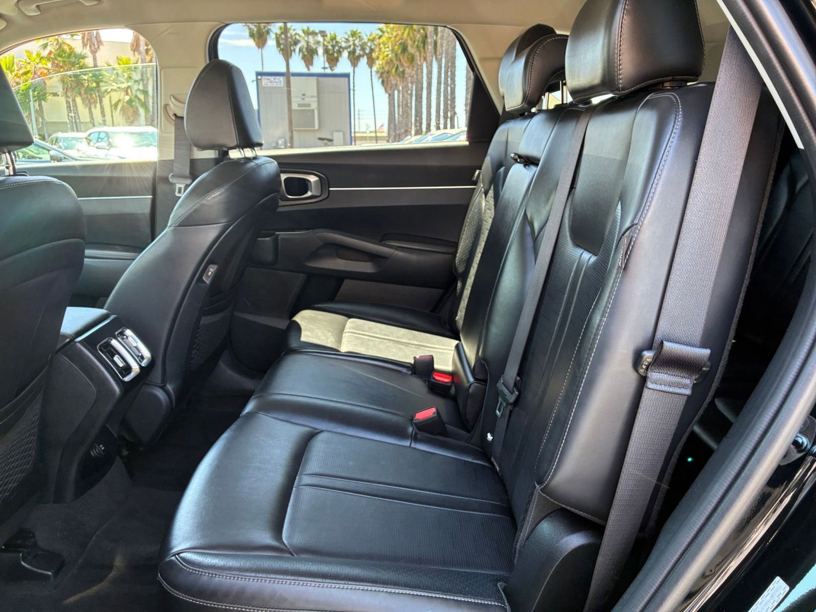 Thumbnail: 2024 Kia Sorento - 28