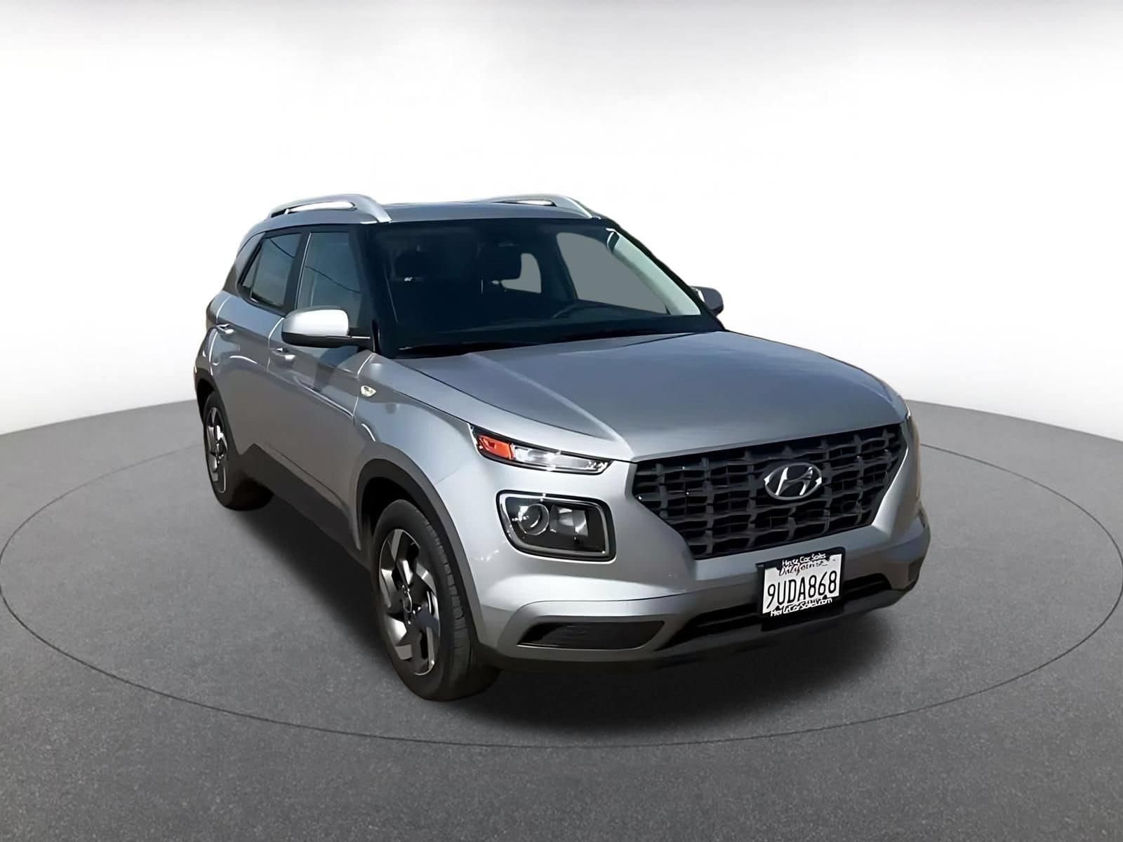 Thumbnail: 2025 Hyundai Venue - 4