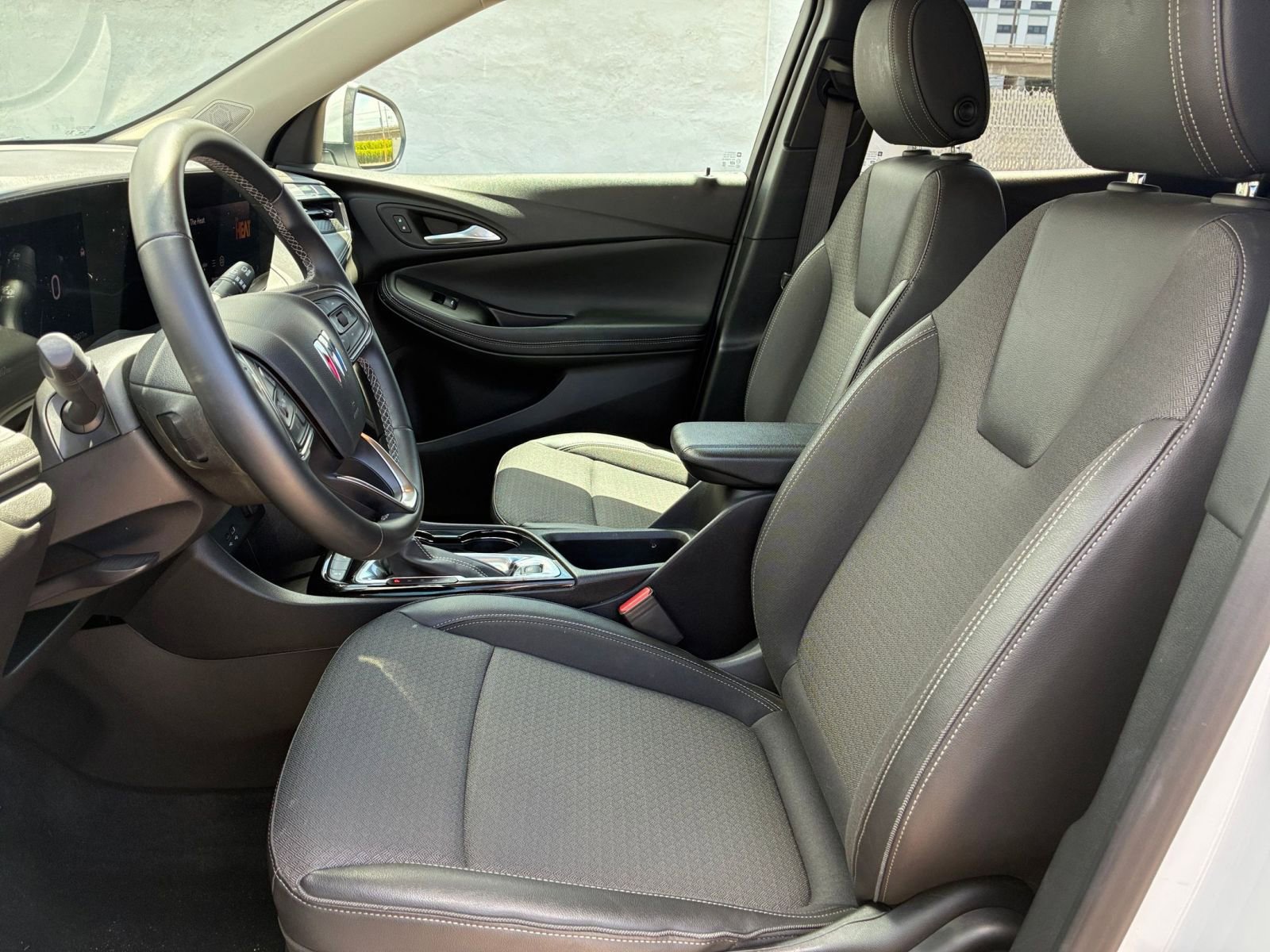 Thumbnail: 2025 Buick Encore GX - 25