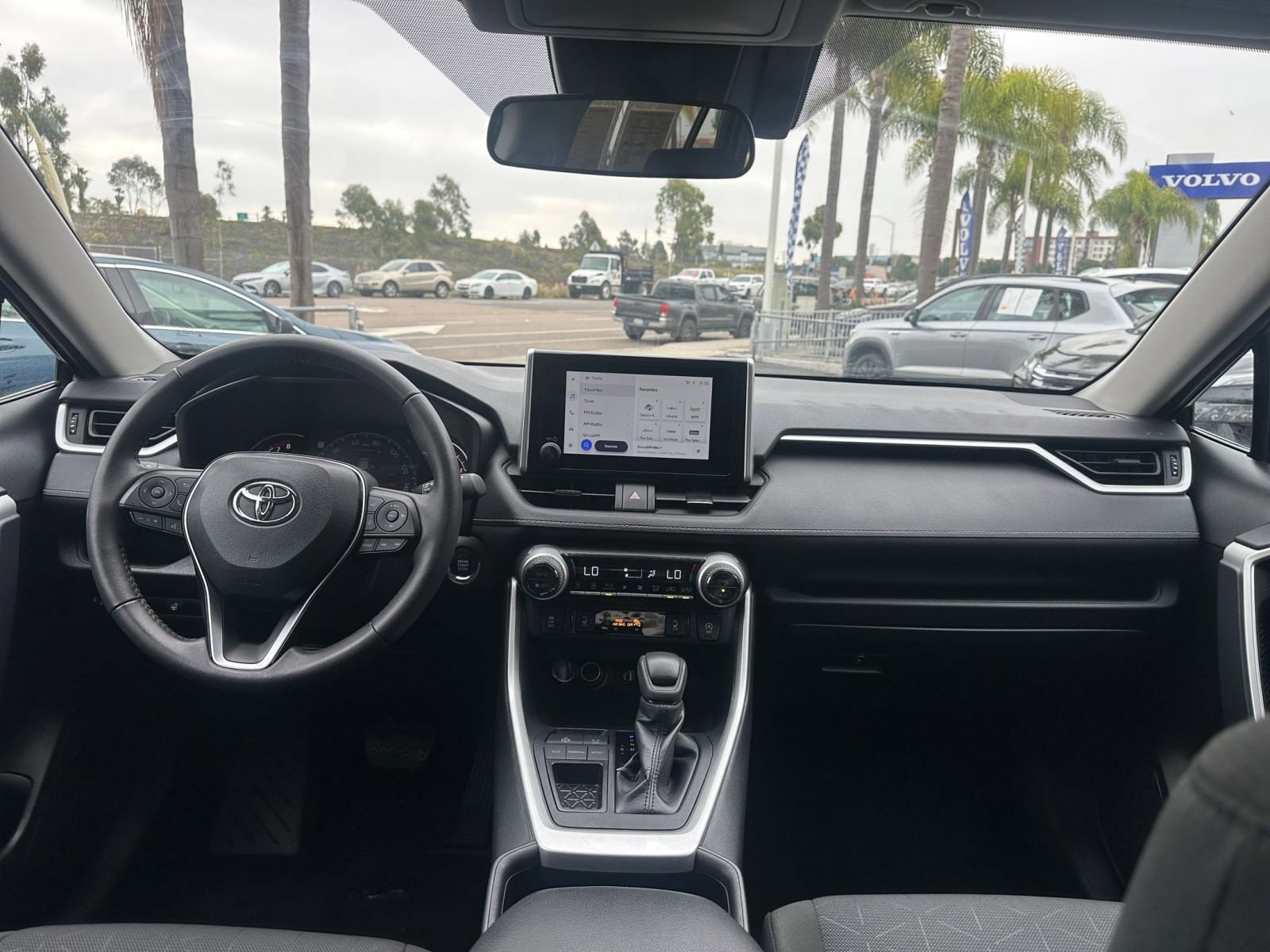 Thumbnail: 2025 Toyota RAV4 - 33