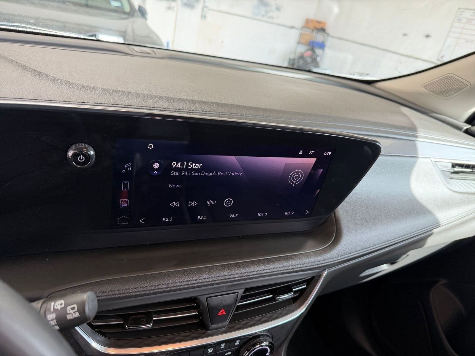 Thumbnail: 2025 Buick Encore GX - 21