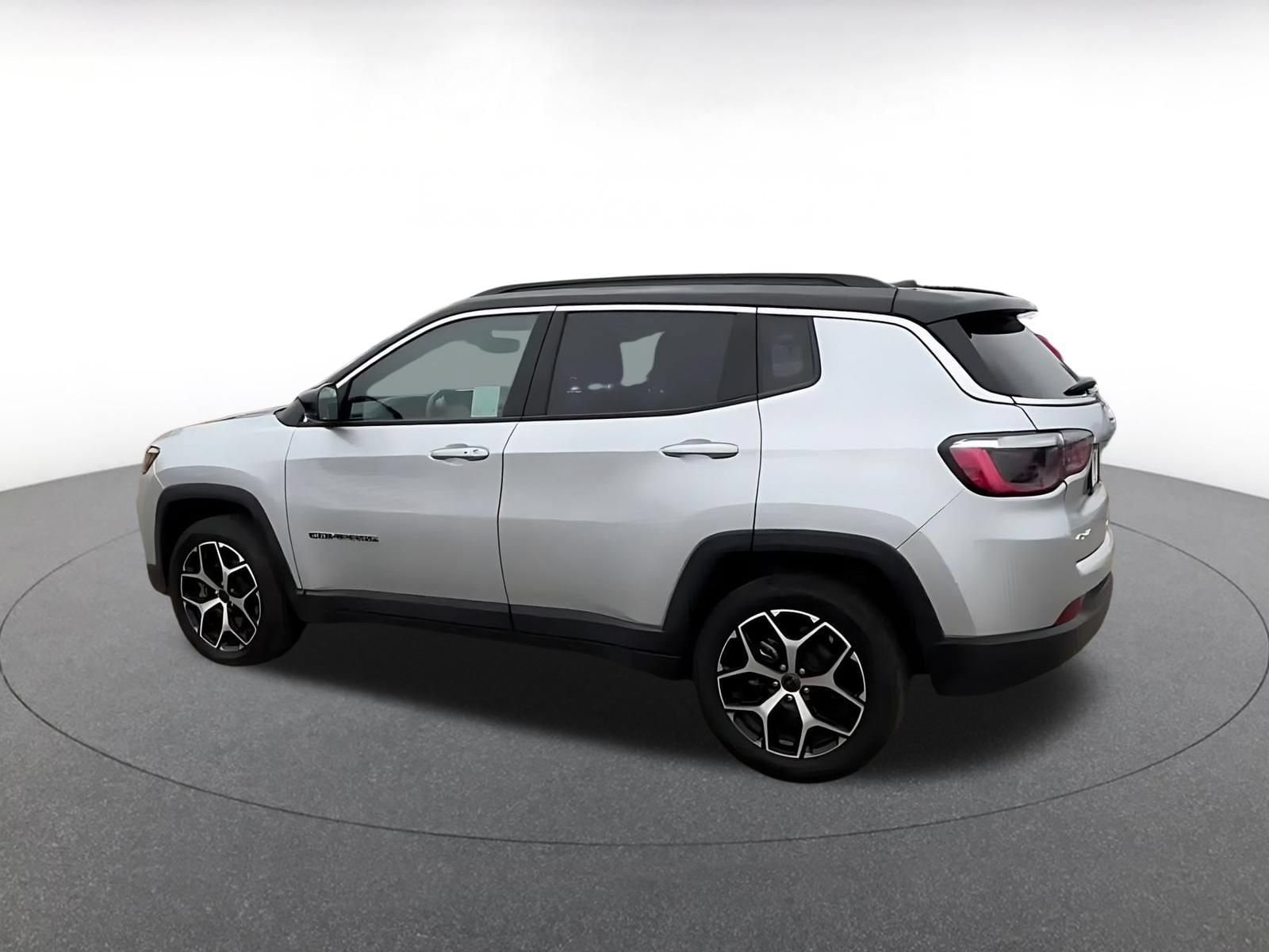 Thumbnail: 2025 Jeep Compass - 4