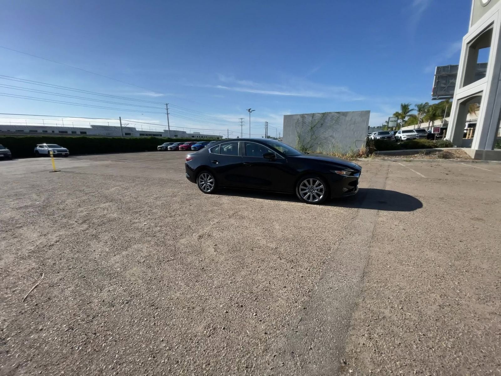 Thumbnail: 2025 Mazda Mazda3 - 14