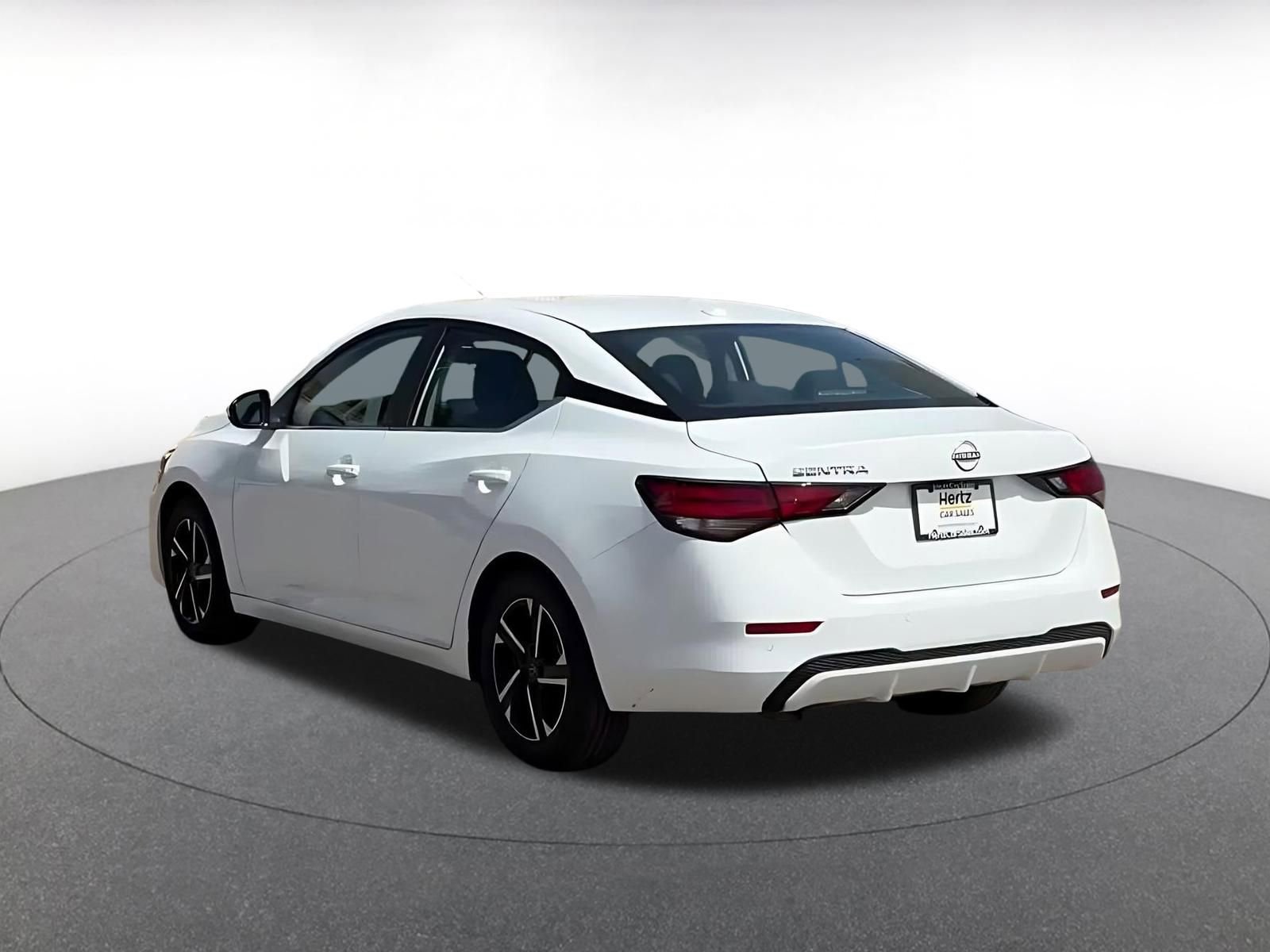 Thumbnail: 2025 Nissan Sentra - 11