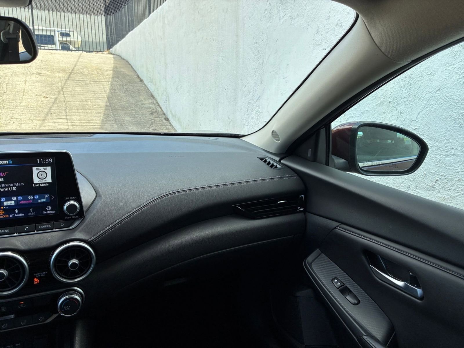 Thumbnail: 2025 Nissan Sentra - 33