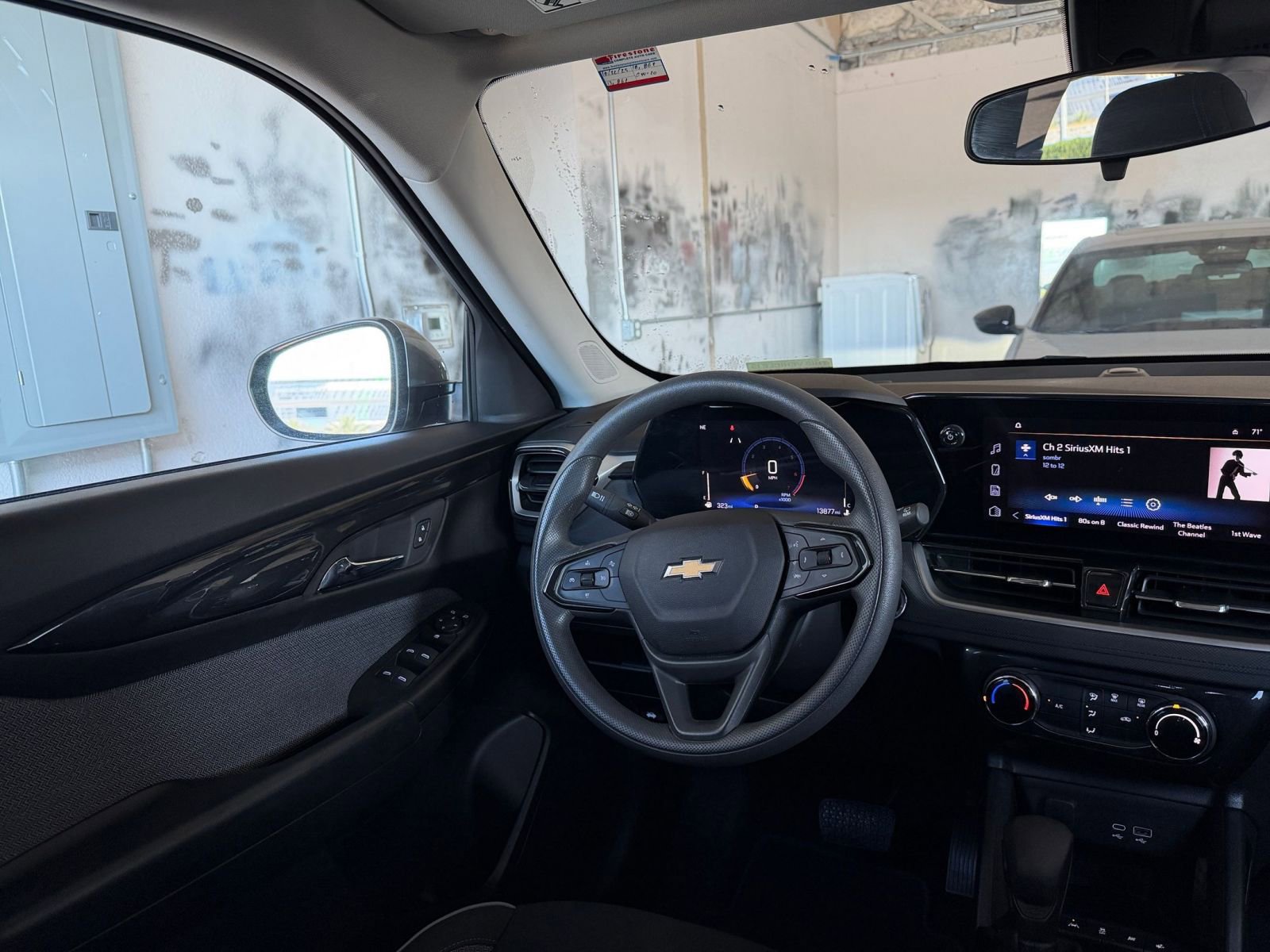 Thumbnail: 2025 Chevrolet TrailBlazer - 32