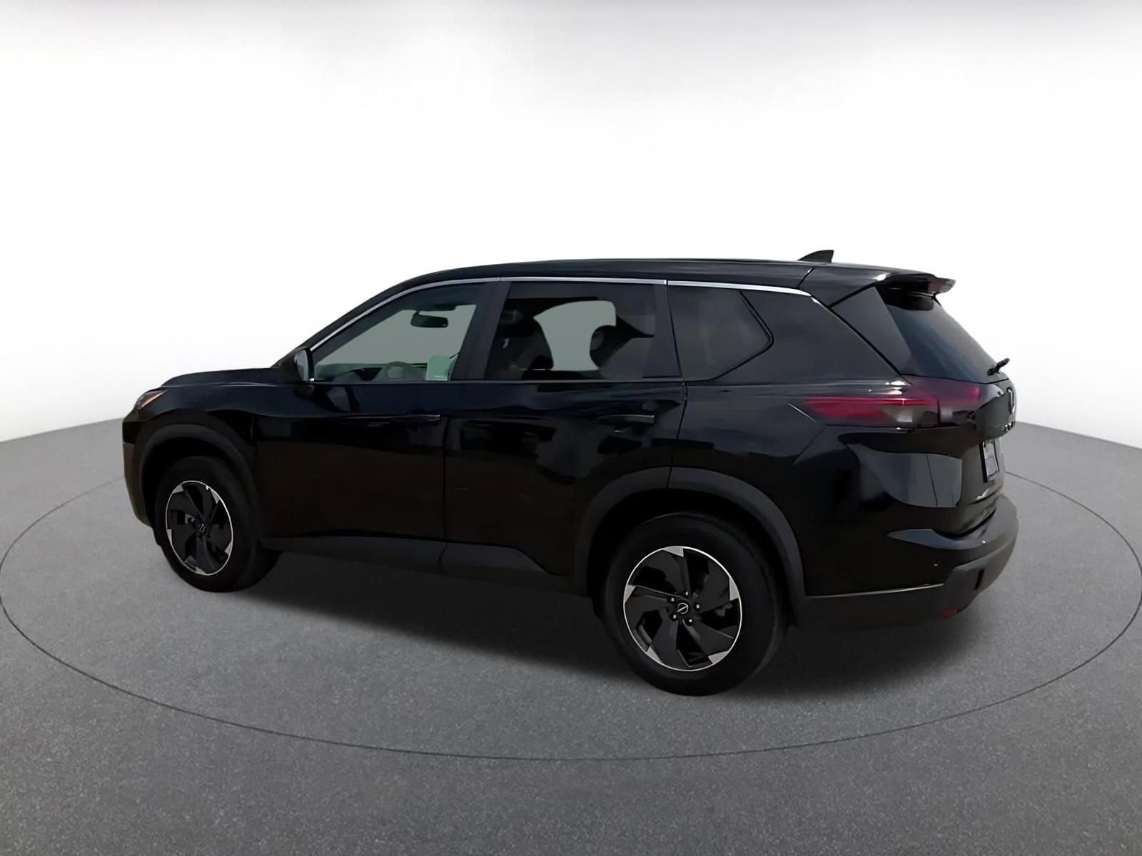 Thumbnail: 2025 Nissan Rogue - 11