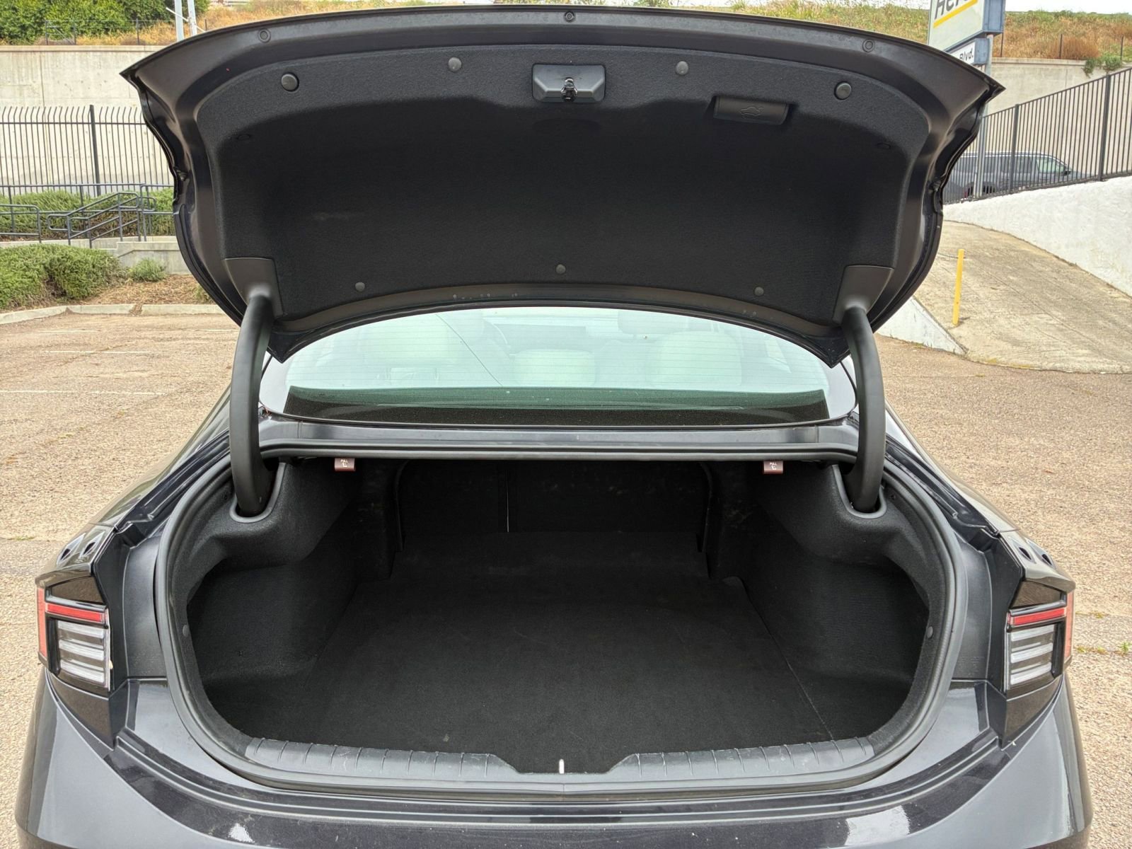 Thumbnail: 2025 Hyundai Sonata - 31