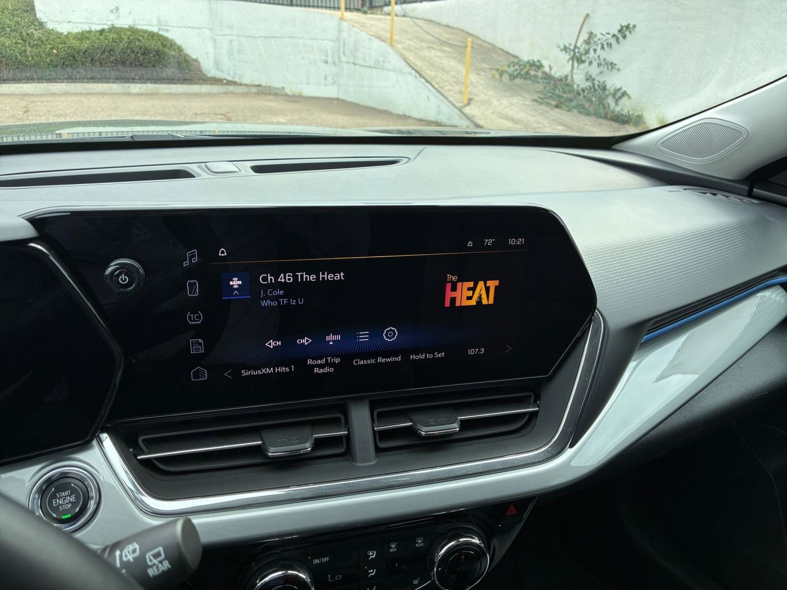 Thumbnail: 2025 Chevrolet Trax - 20