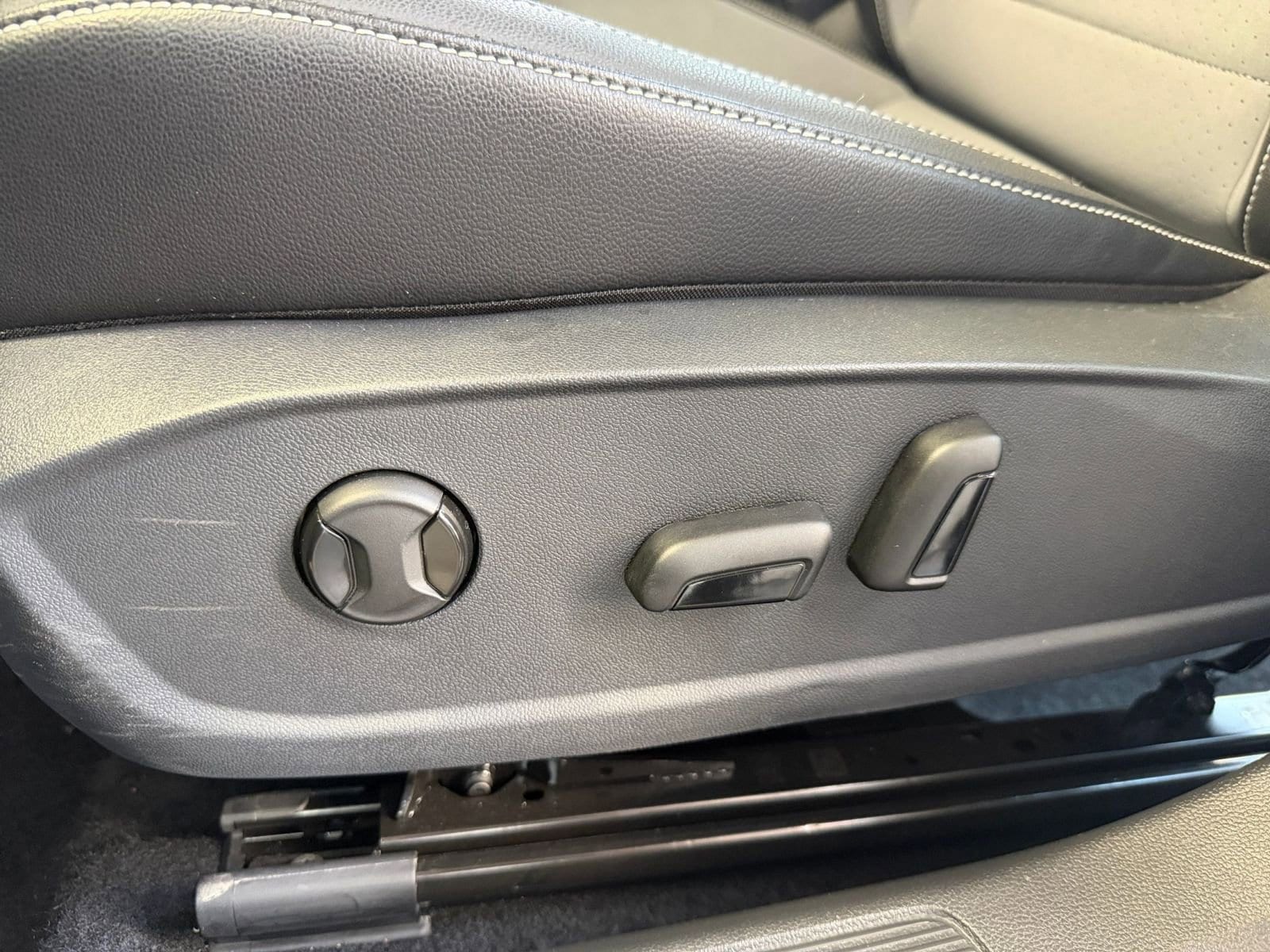 Thumbnail: 2025 Volkswagen Jetta - 23