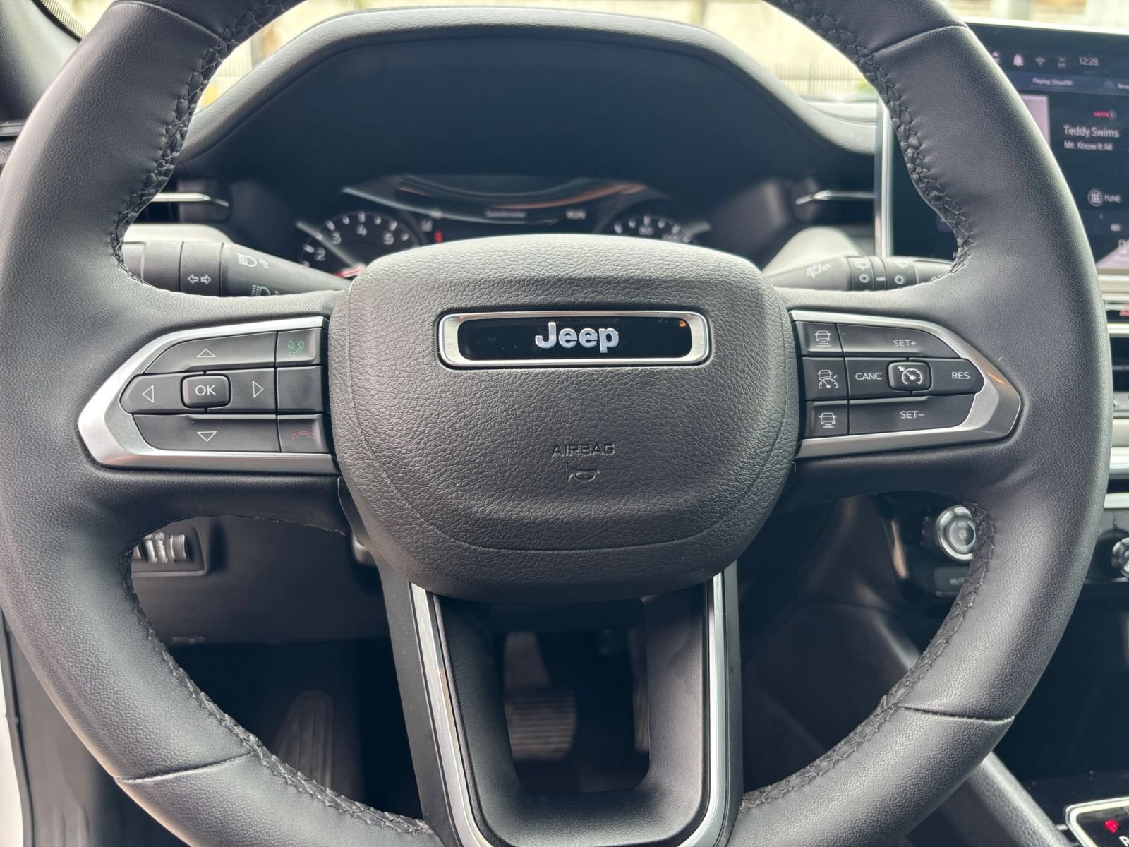 Thumbnail: 2025 Jeep Compass - 29