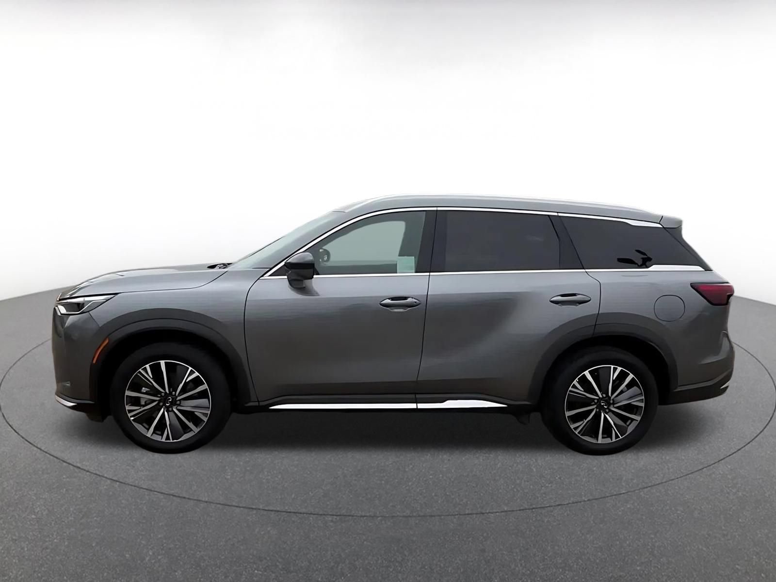 Thumbnail: 2026 INFINITI QX60 - 9