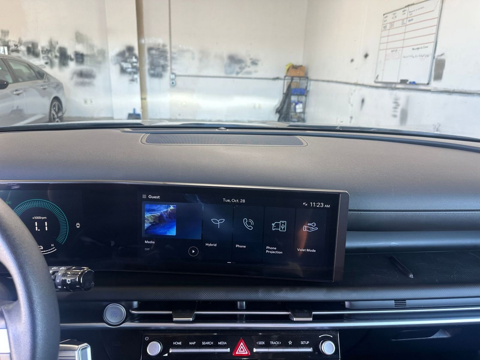 Thumbnail: 2025 Hyundai Tucson - 18