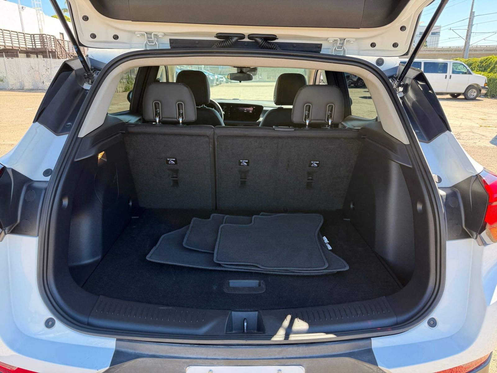 Thumbnail: 2025 Buick Encore GX - 29