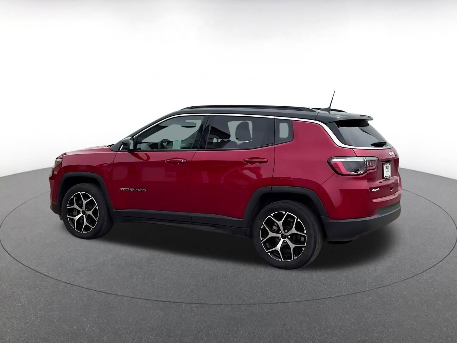 Thumbnail: 2025 Jeep Compass - 10