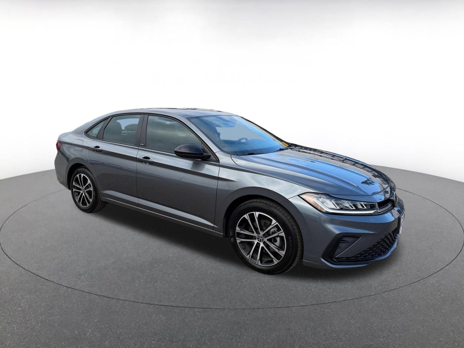 Thumbnail: 2025 Volkswagen Jetta - 1