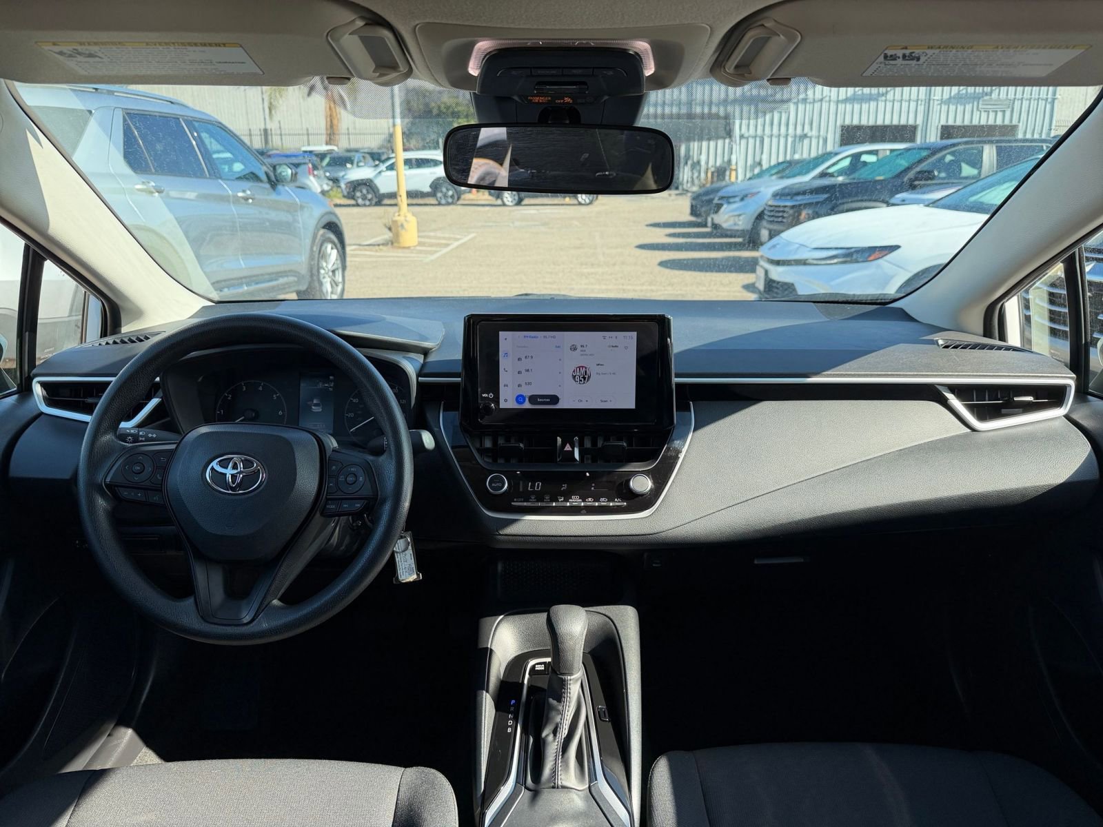 Thumbnail: 2025 Toyota Corolla - 31