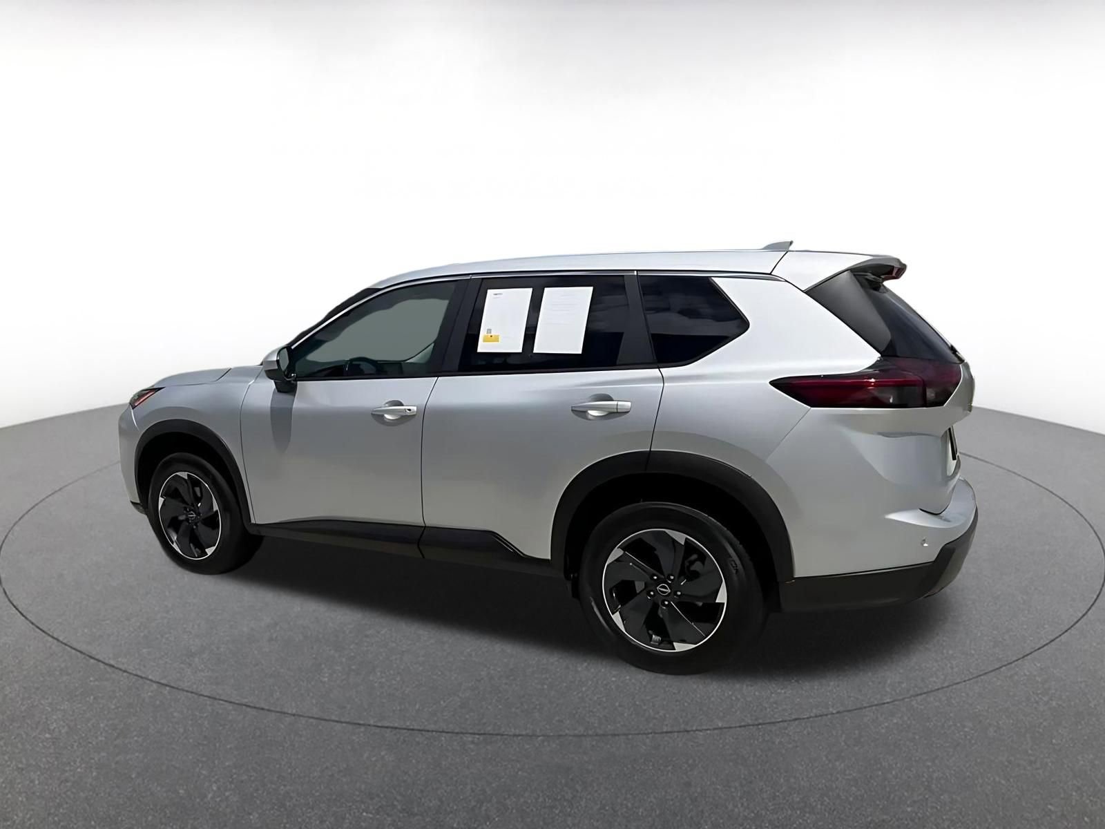 Thumbnail: 2025 Nissan Rogue - 10