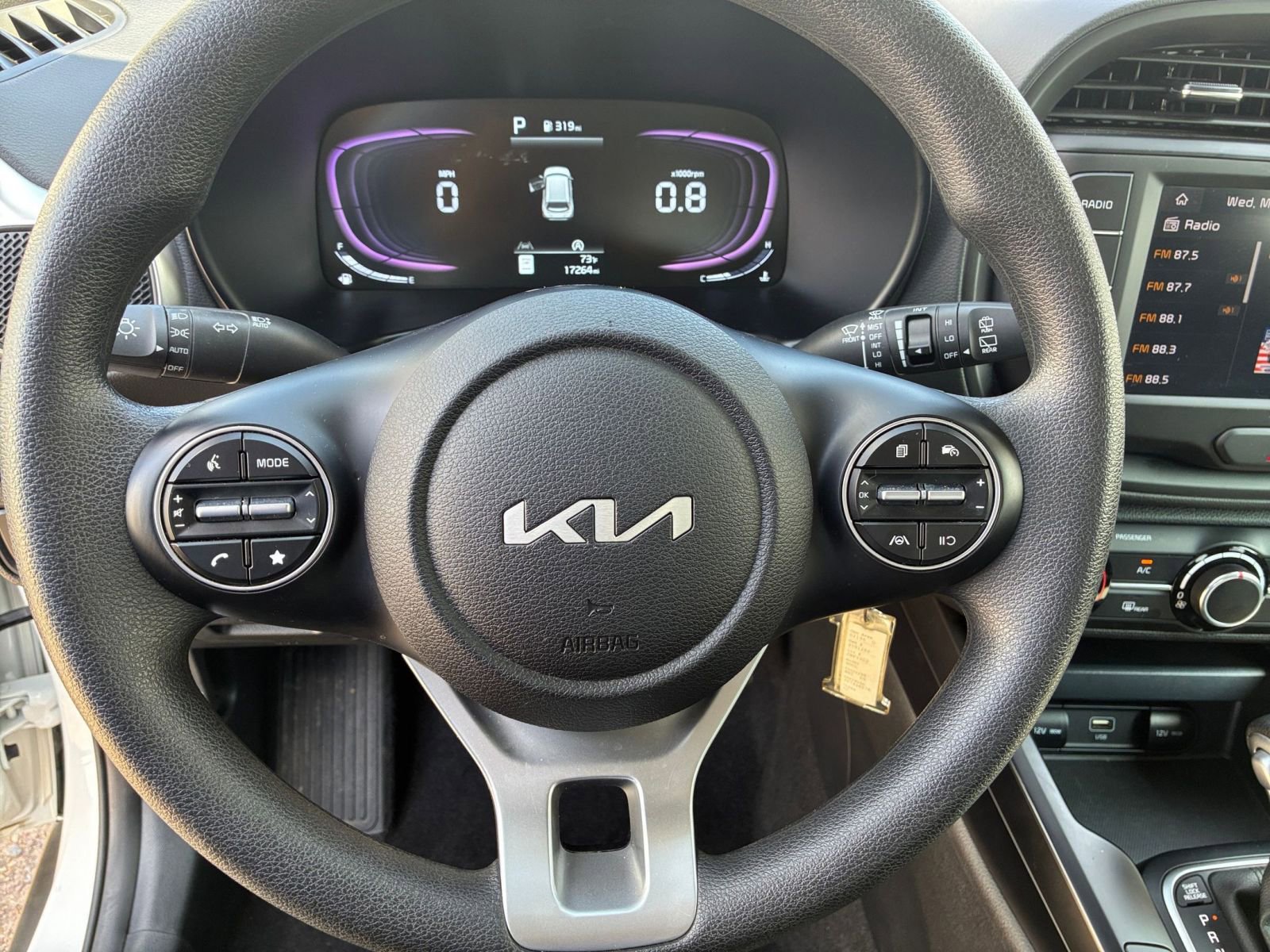 Thumbnail: 2025 Kia Soul - 25