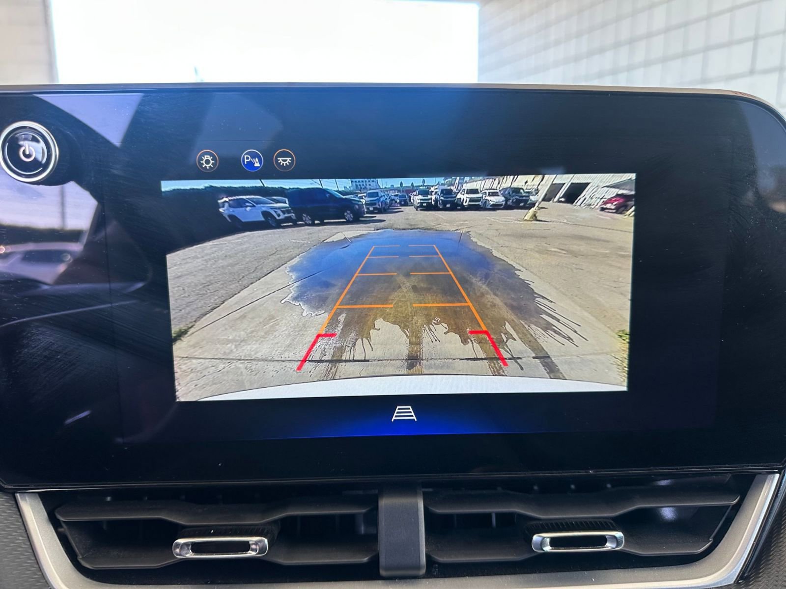 Thumbnail: 2025 Chevrolet Equinox - 17