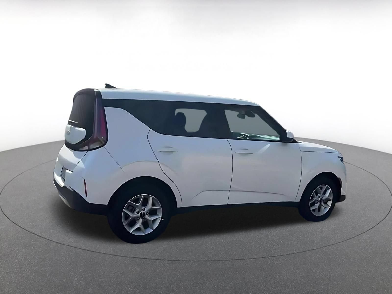 Thumbnail: 2025 Kia Soul - 16