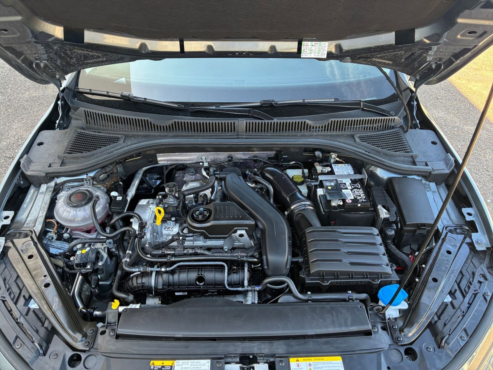 Thumbnail: 2025 Volkswagen Jetta - 33