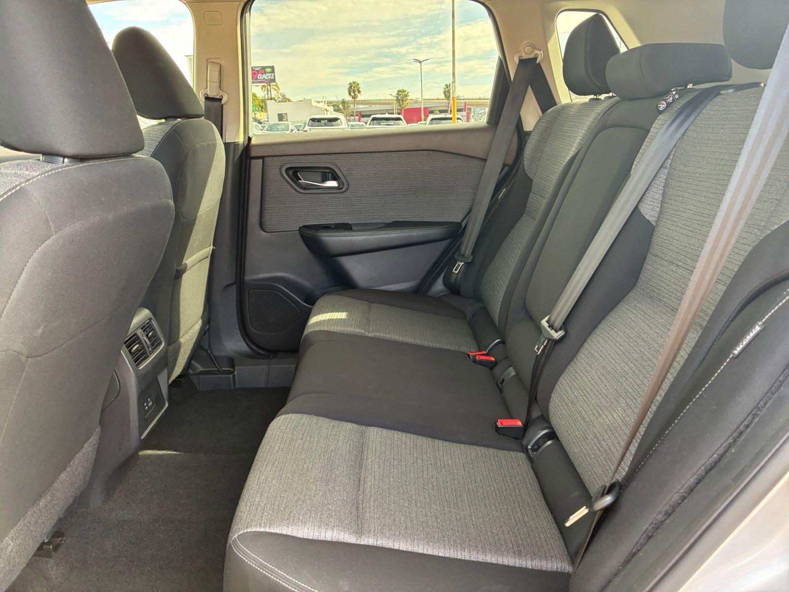 Thumbnail: 2023 Nissan Rogue - 27