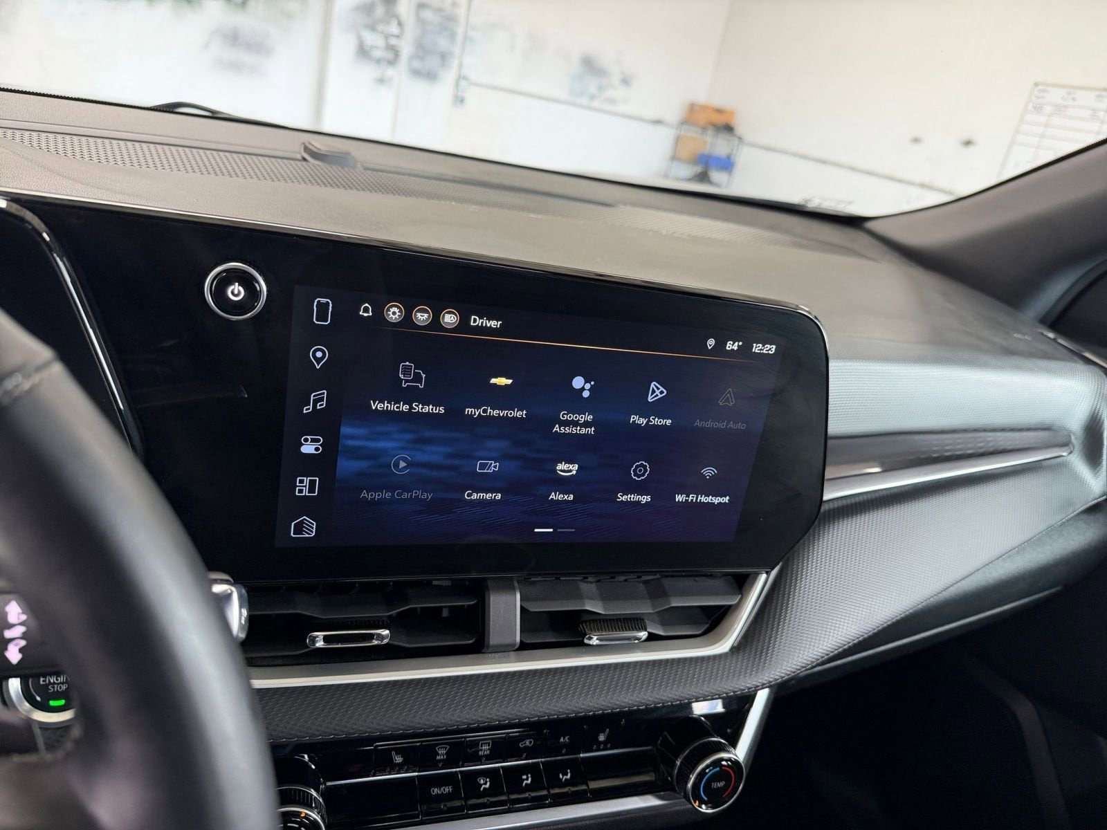 Thumbnail: 2025 Chevrolet Equinox - 21