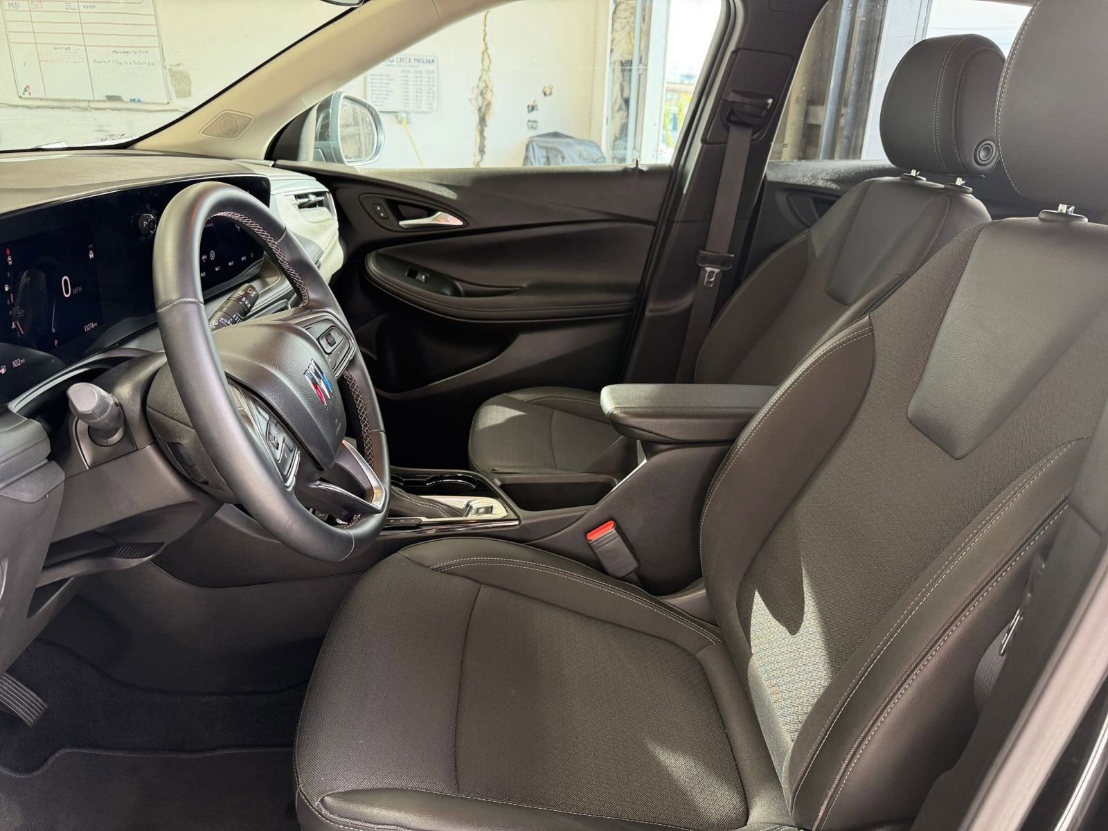 Thumbnail: 2025 Buick Encore GX - 24