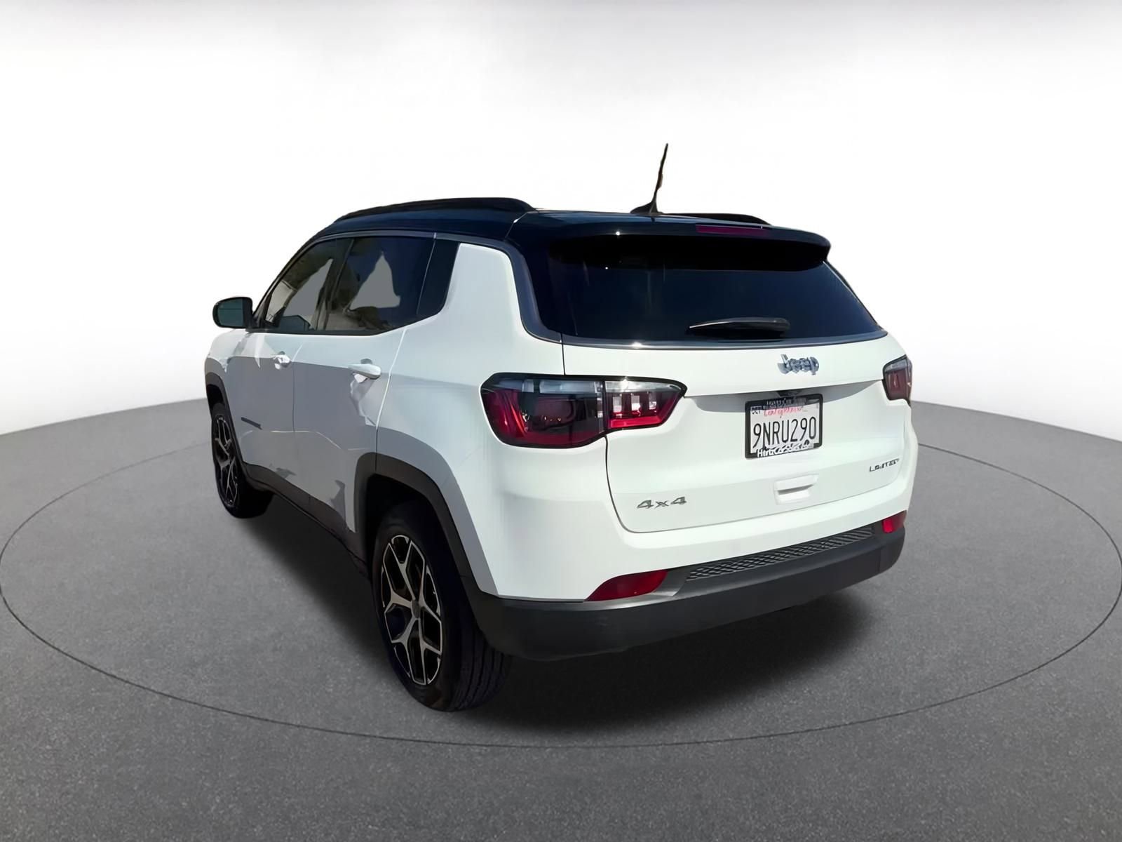 Thumbnail: 2025 Jeep Compass - 11