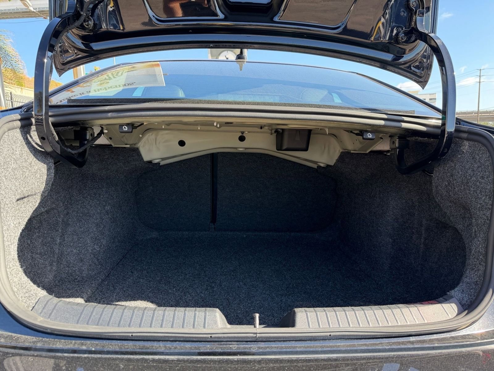 Thumbnail: 2025 Volkswagen Jetta - 30