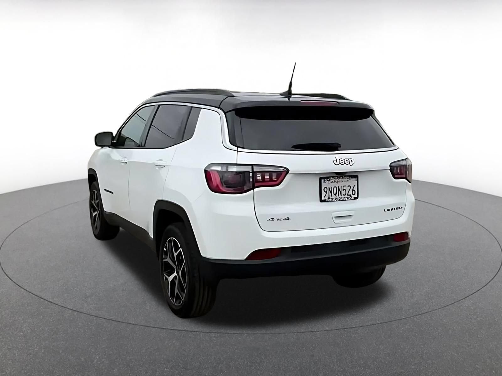 Thumbnail: 2025 Jeep Compass - 9